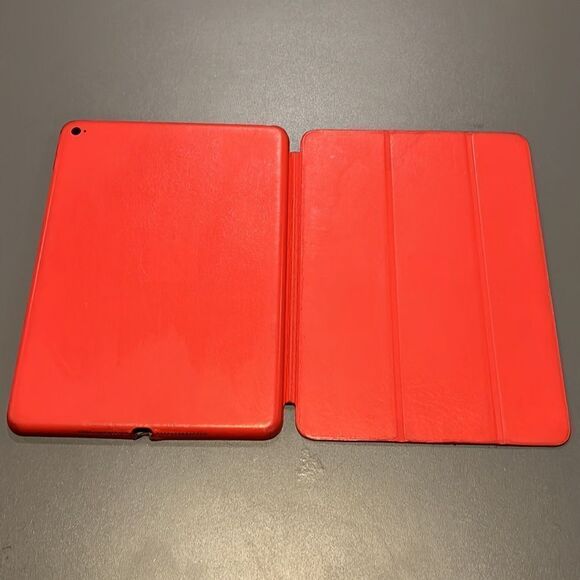 Apple iPad Air 2 red case - Picture 3 of 5